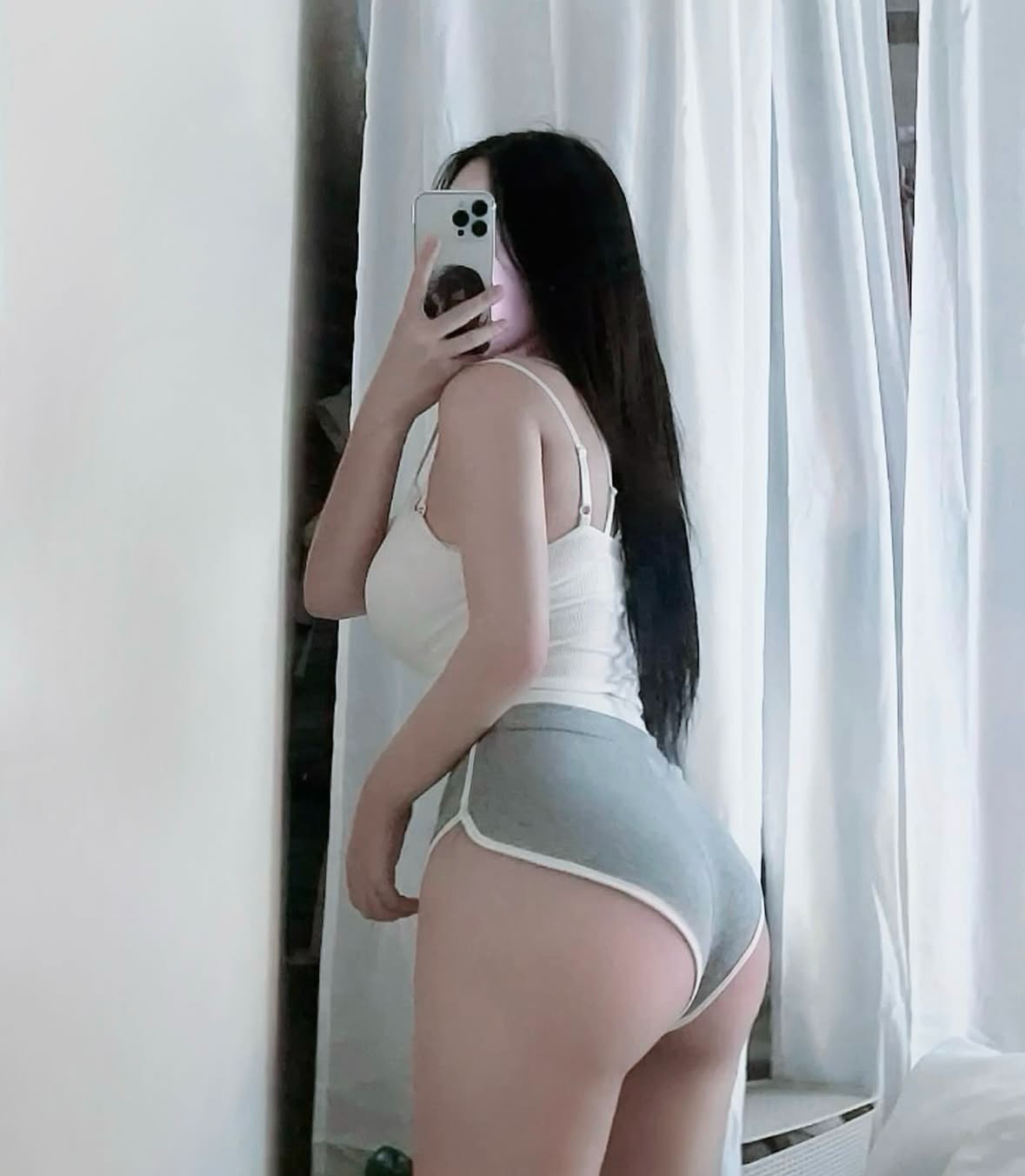 돌핀 뒷태