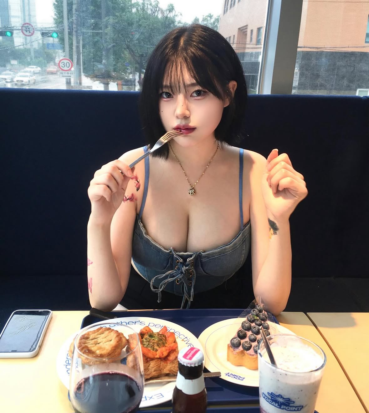 1742474330_756cffcc3a604e244d65.jpeg